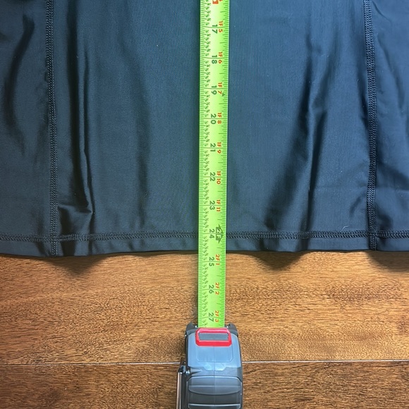 Black Hurley Swim Shirt Size XL Fits Like Medium - Picture 5 of 8